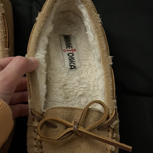 “Minnetonka moccasins Slippers size 6” - Picture 5 of 9